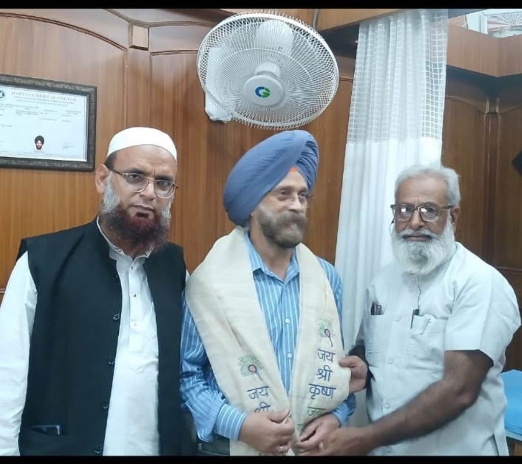 Karnals Dr Hardeep Singh has performed a remarkable feat giving a man new life by joining his severed fingers